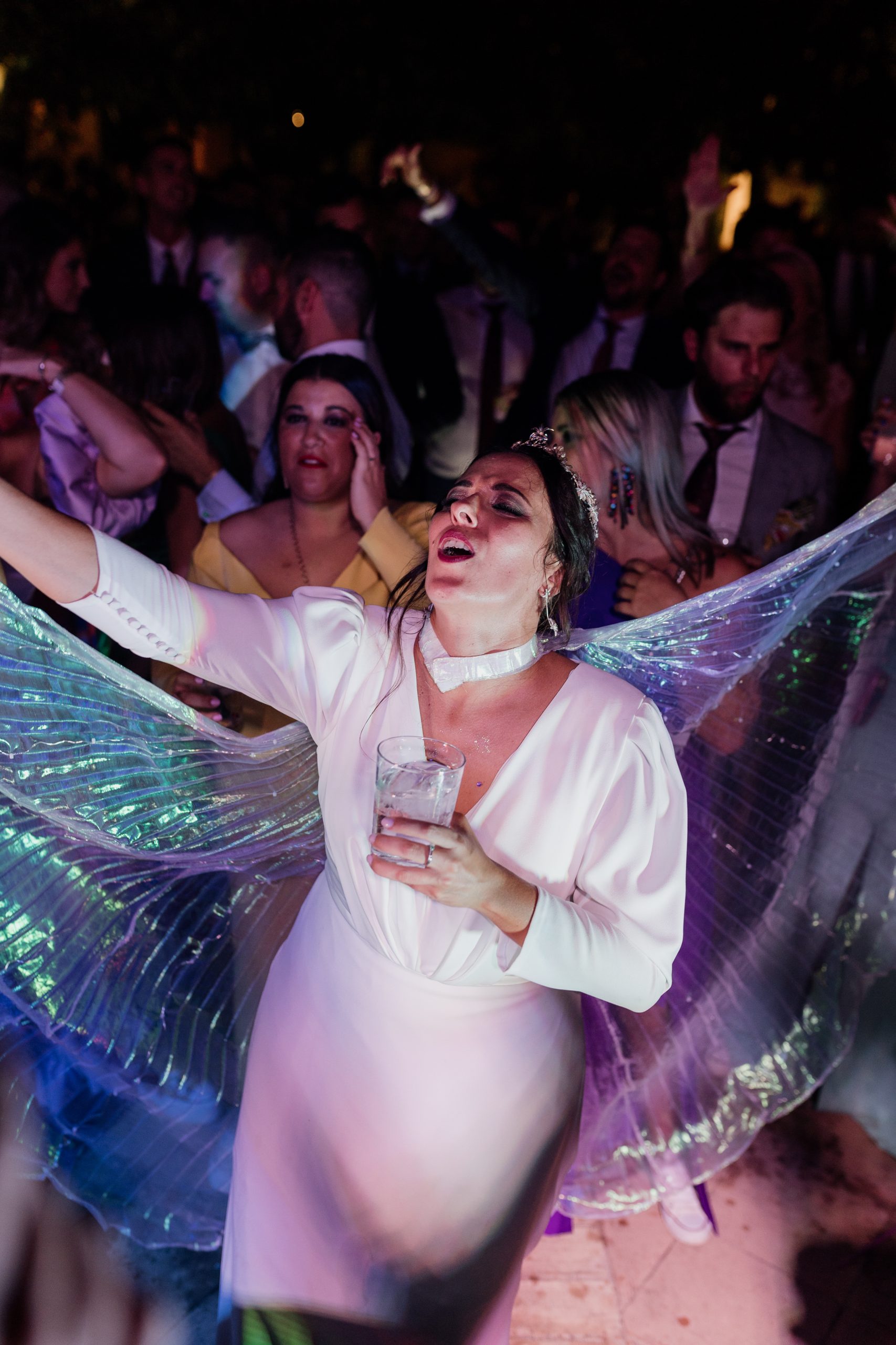 Novia bailando de la Wedding Planner de Sevilla Flory Ferreras